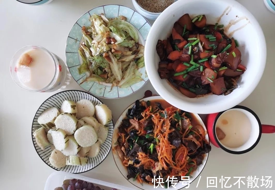 爸爸回來|懶得吃懶得動懶得上廁所，當(dāng)代青年人有多懶，你根本想不到