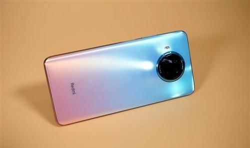 开箱|新一代1亿像素！Redmi Note 9 Pro湖光秋色开箱图赏