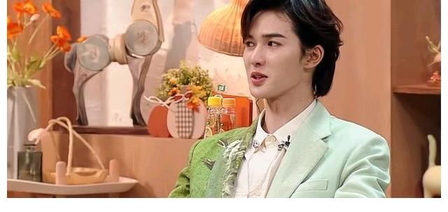 《我們戀愛吧3》阿霜對小龍展開攻勢，阿興心酸傷神，敗在身高上？