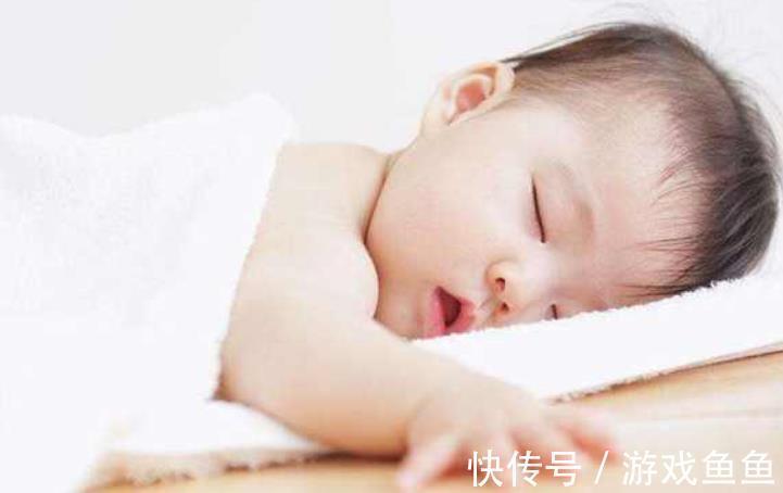 宁宁|宝宝半岁后迟迟不戒“夜奶”,可能会出现不良特征,家长需注意