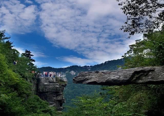  庐岳|朱元璋为什么敕封庐岳？庐山又是怎么成为大明王朝的皇家圣山的？