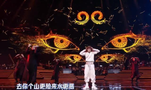 主持人|跨年晚会齐翻车,b站2亿观众失望而归,芒果老牌主持脸面不保