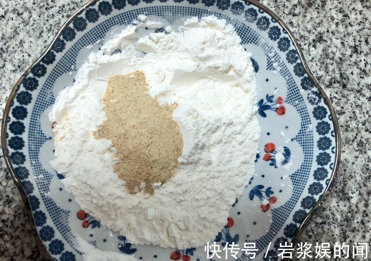 自制韩式炸鸡，干净卫生成本低，香辣酸爽，好吃到停不下来