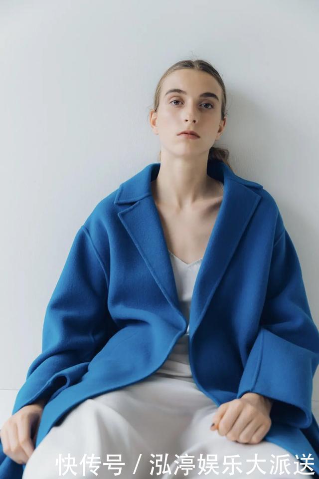 不管大衣还是羽绒服,女人少买黑色,这3种颜色更高级,洋气减龄