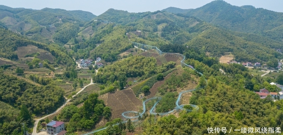 在云端漂流，山林竹海间体验凉爽的夏日旅程，这里是安吉小三亚