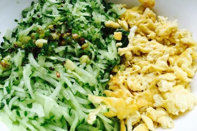 冬天包素馅饺子,这个蔬菜是首选,口感清新香甜,怎么吃都不油腻