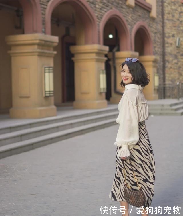 半身裙 衬衫+半身裙=今年王炸,优雅时髦显气质,小个子女生值得一试!