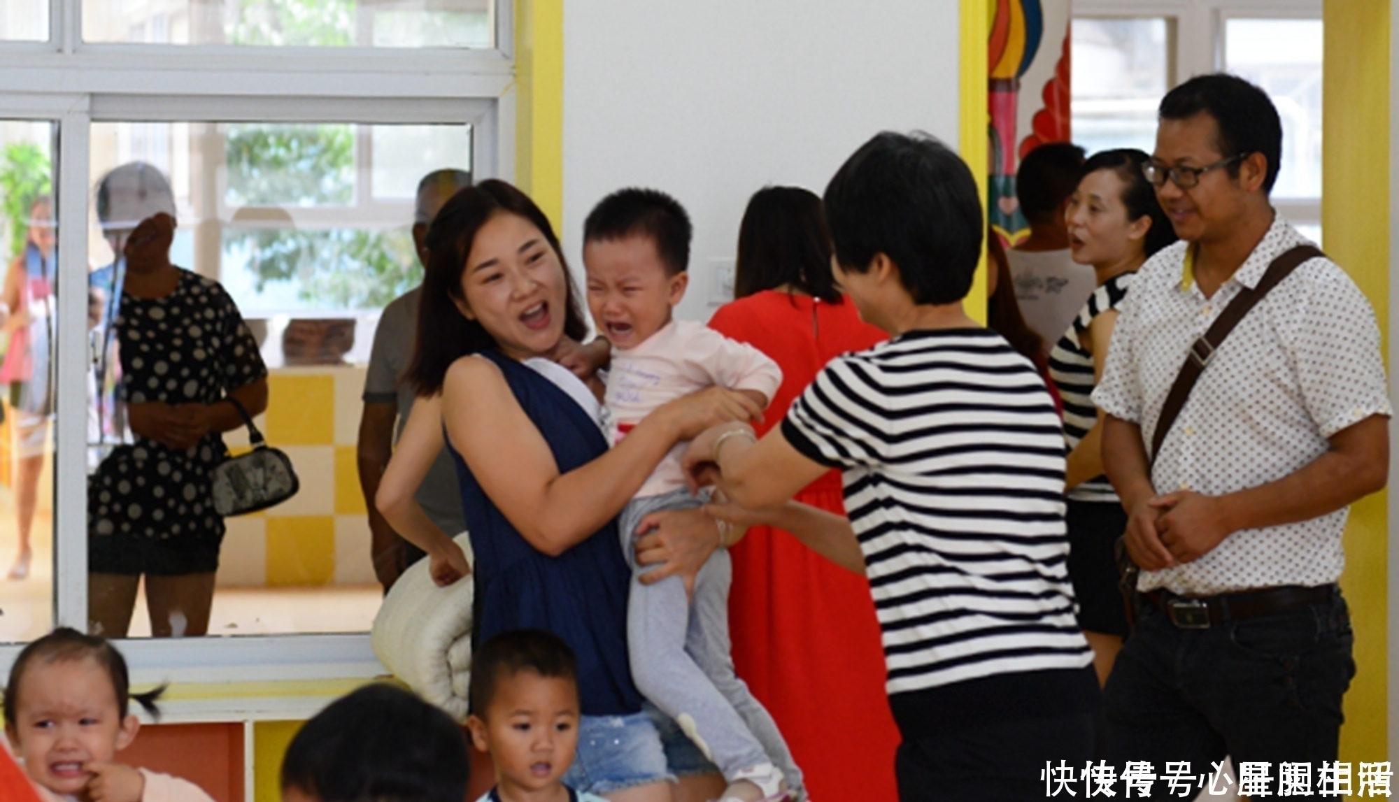 宝妈|来幼儿园第一天不哭的孩子，大多来自于三种家庭，第一种最暖心
