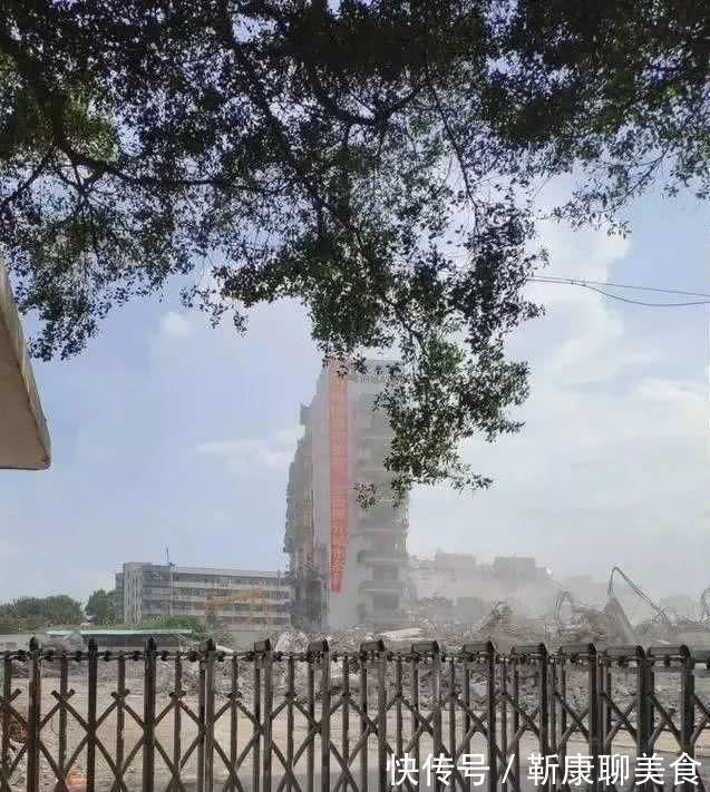 开发商|他们是傻还是笨,已列入旧改的房子待拆迁,为什么还要卖