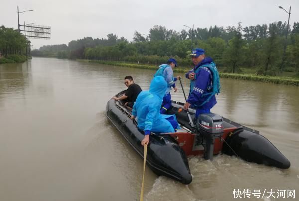 群众|淮滨蓝天救援队驰援郑州 5人救出两百余名受困群众