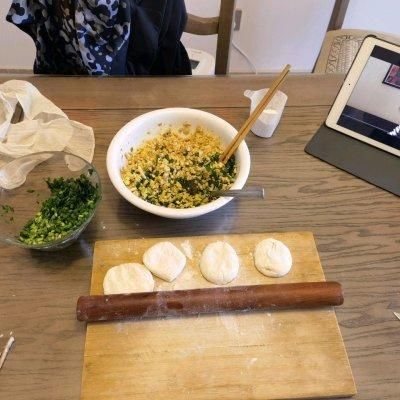 韭菜鸡蛋豆腐粉条馅包子不入味？学我这样做，鲜香可口