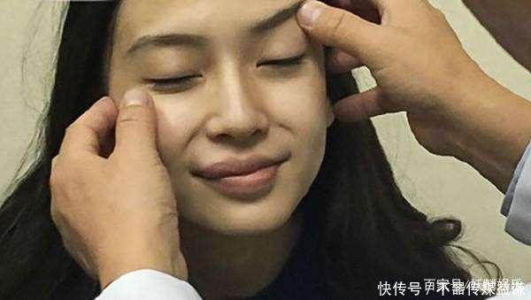 杨颖直播卸妆时 因鼻梁变歪再被质疑整容 填充体不能掰正 快资讯