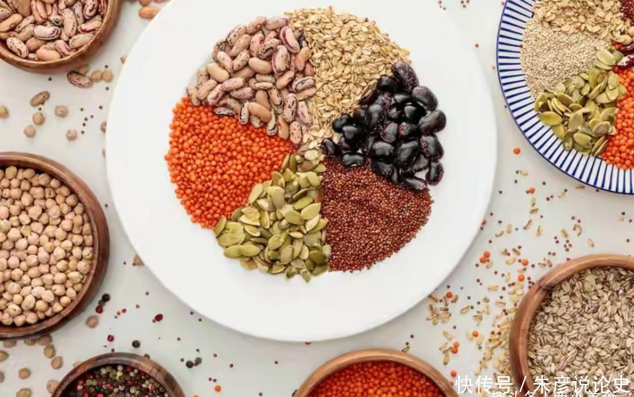 卡路里|便秘就怕4种食物，比香蕉、蜂蜜还管用，隔天吃一顿，排毒还减肥