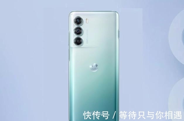 摩托罗拉|曾供不应求如今现货还降价，12GB+256GB，顶配旗舰仅售2399元