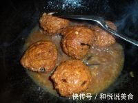 教你正宗红烧狮子头的做法,美味又好吃,招待客人倍有面子