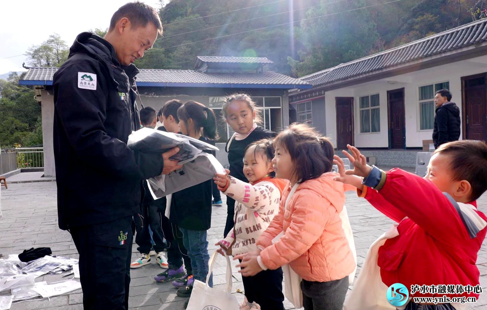 高黎贡山|走进自然课堂 我们与大自然一起健康成长