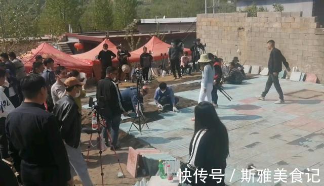 光明顶|拉面哥传奇（32）光明顶改造工程进度很快，人多力量大