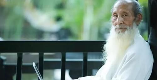 老人|126岁的长寿老人,首谈长寿诀窍,就两点,可惜能做到的人很少