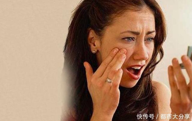 李佳琦随手一晒的“精华液”，网友美白抗衰，实力不输兰蔻
