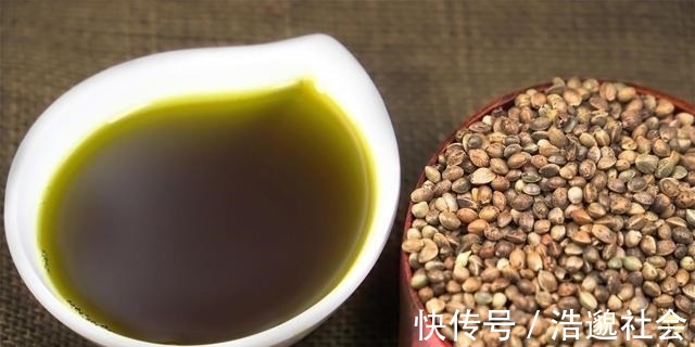 西蓝花|26岁女子常年便秘,肠道坏死,医生:这3种食物是“清粪高手”,不妨常吃