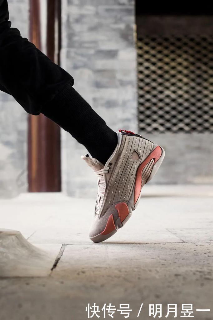 air 永远滴神!兵马俑 AJ 套装上脚太帅了!冠希刚晒出隐藏玩法!