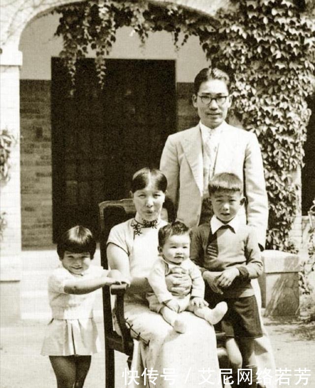 笑意|珍贵老照片,宋庆龄温婉如玉,蒋英笑意盈眸