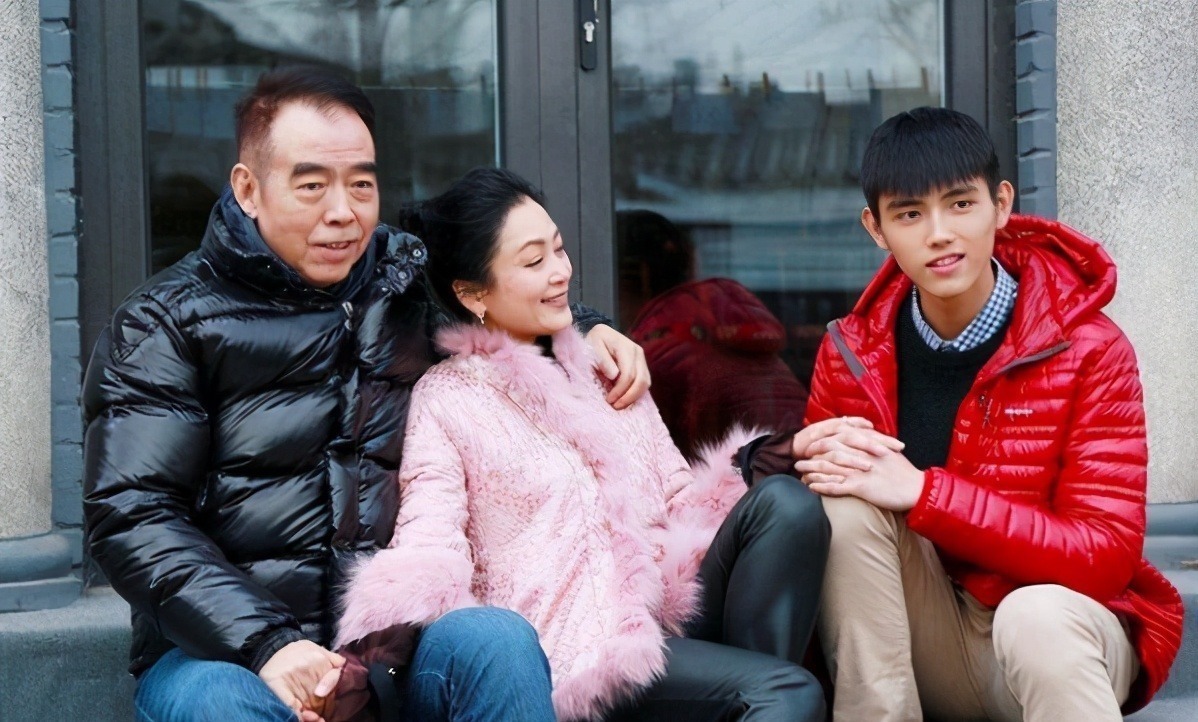 经纪公司|演员最强关系户不是何昶希,是最后晋级的她,同陈凯歌关系匪浅