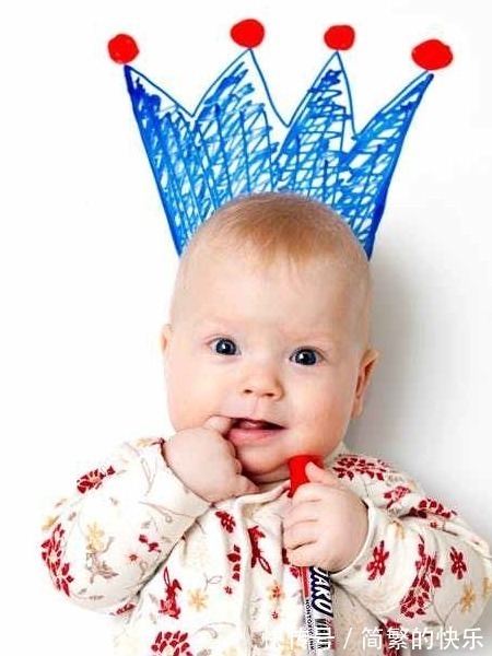 |搞笑有趣的图片搭配神评论:论找个会拍照的男朋友重要性