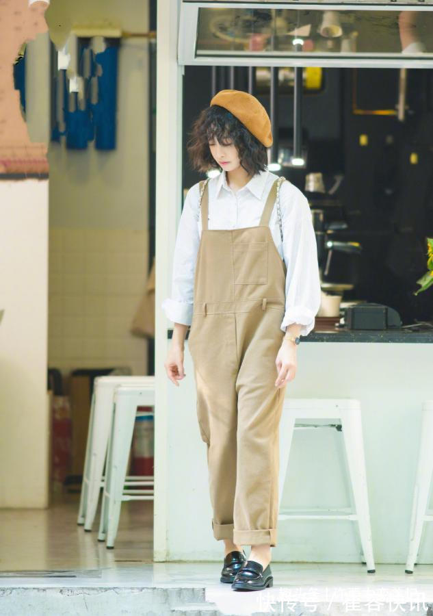 西装裤 阔腿裤已经烂大街了!今年秋冬流行这5款“裤子”,显瘦又显高