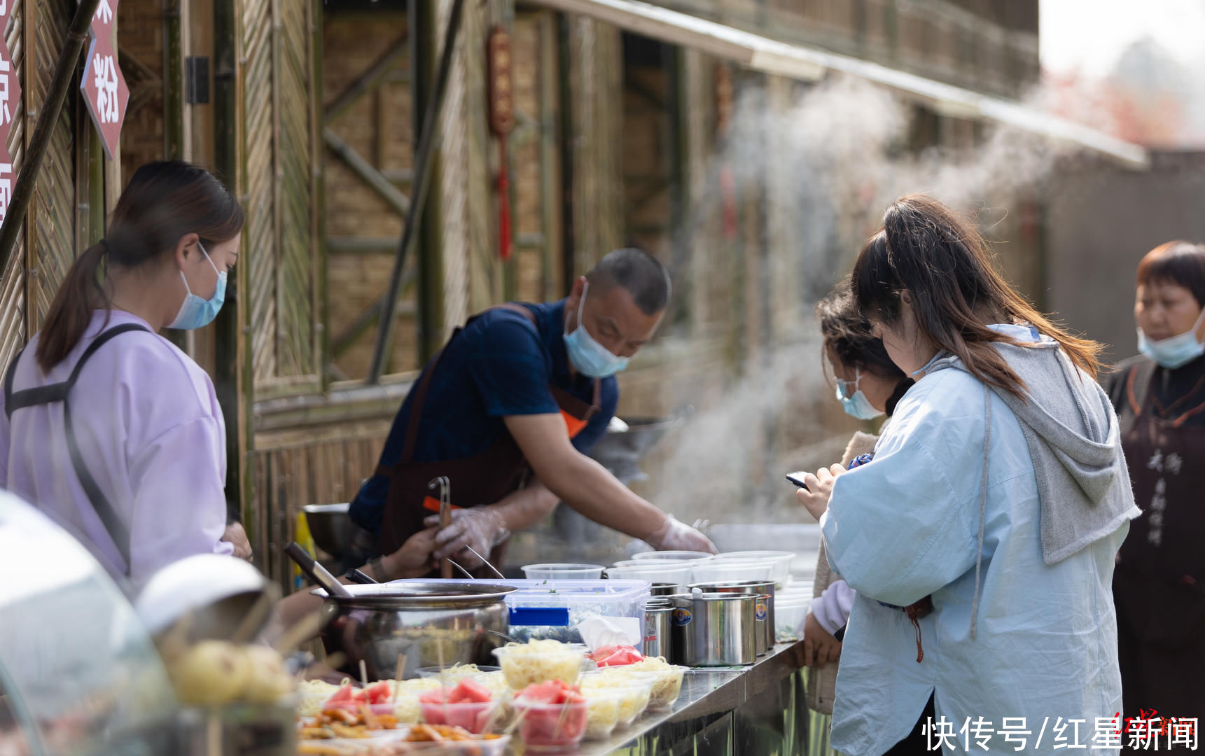 问花村为什么这么“火”？赏花热背后：生态“颜值”变经济“产值”