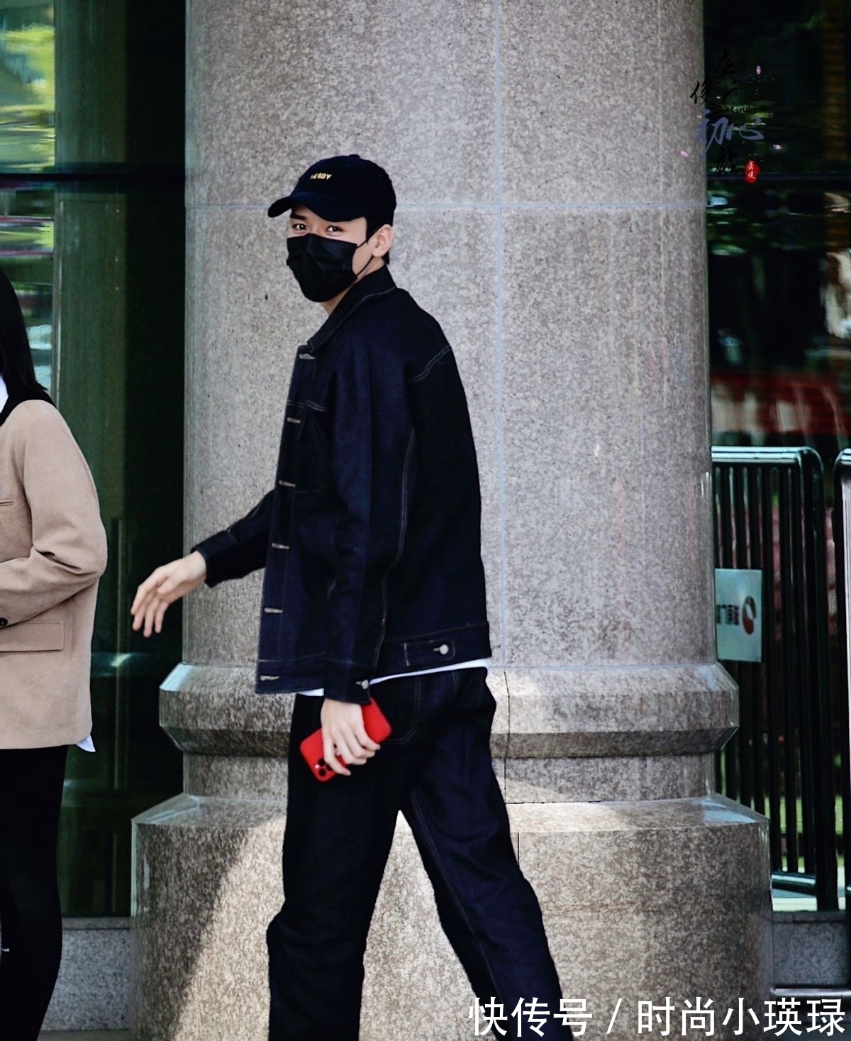 大长腿 Nike预售一秒就卖断货!明星全换国货取消代言,还有33万人预约