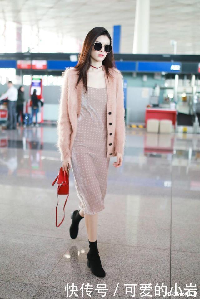 开春外套别乱买,今年买这4款就够了,时髦遮肉又显瘦,贼高级