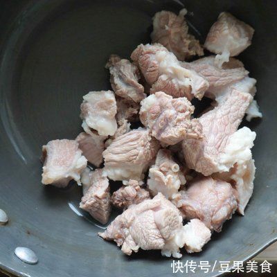 薏米|冬瓜薏米羊肉汤这样做好看好吃又解馋，孩子天天吃不够