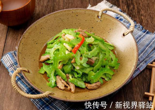 冬吃萝卜夏吃姜|数九寒天重藏养，食补养生正当时！冬日进补，要吃这些！