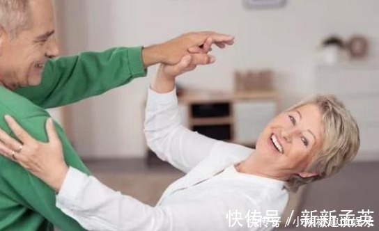 热水泡脚|多运动就能长寿?提醒:50岁后做好5件事,或许比运动更重要