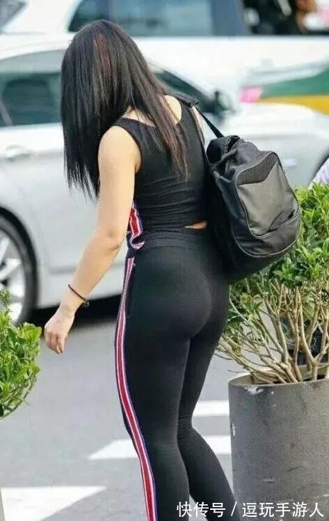 黑色 淑女风穿搭少不了打底裤的衬托,轻松搭配,温婉又时尚!