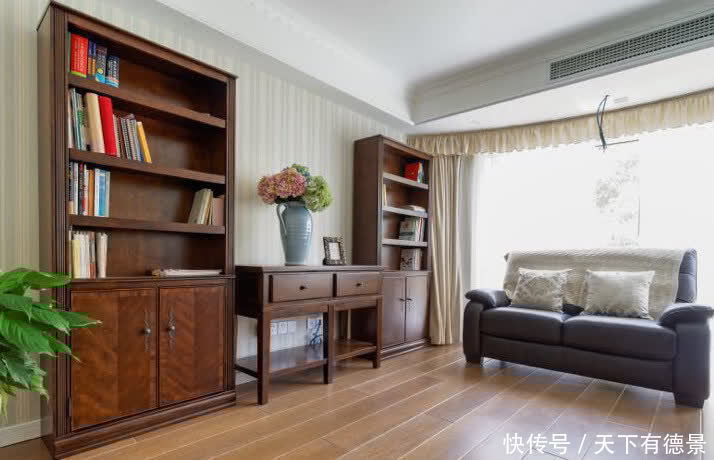 邻居|170平新房,进门就被玄关迷住了,中式装修很大气,邻居约饭请教