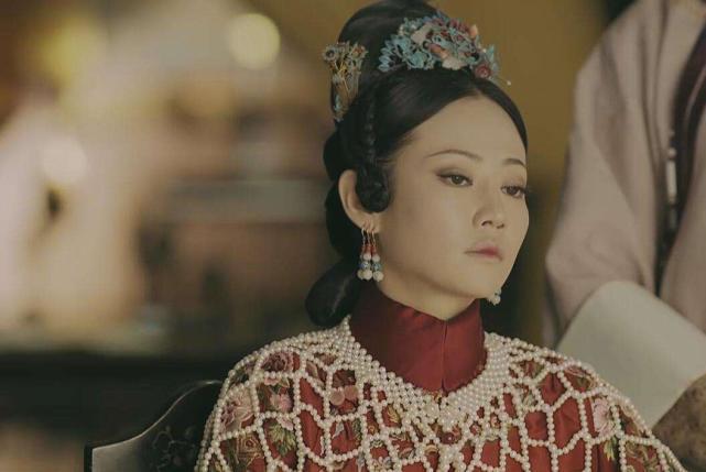 皇八女|康熙不在家时,皇贵妃生了个女儿,一个月后康熙把女儿烧了