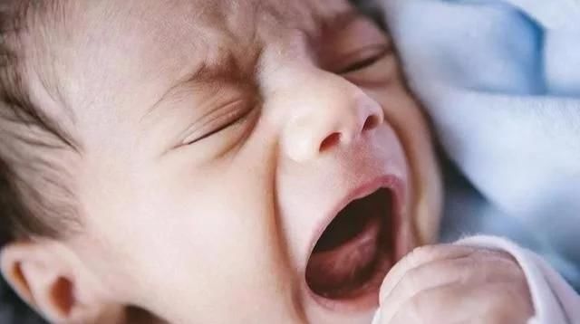 被子|宝宝睡觉四个特征,暗示将来智商很高,你家娃中一个就偷着乐吧