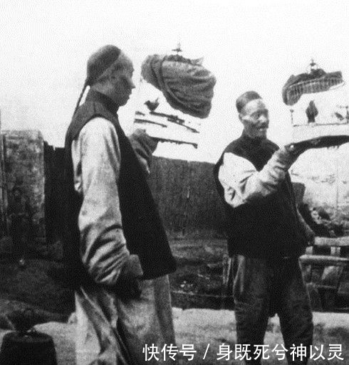 霸气|清末历史老照片贵族衣着霸气,穷人衣不蔽体,图6看着让人愤怒