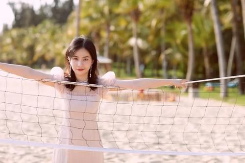 分享5套小个子春装灵感！衬衫、裙子全都有