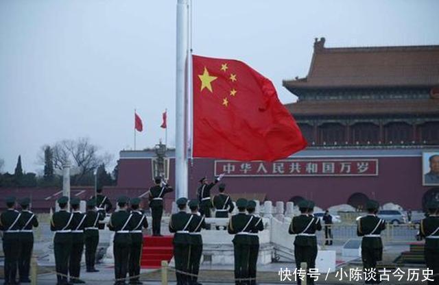 天安门国旗为何不升到顶,而是283米你知道