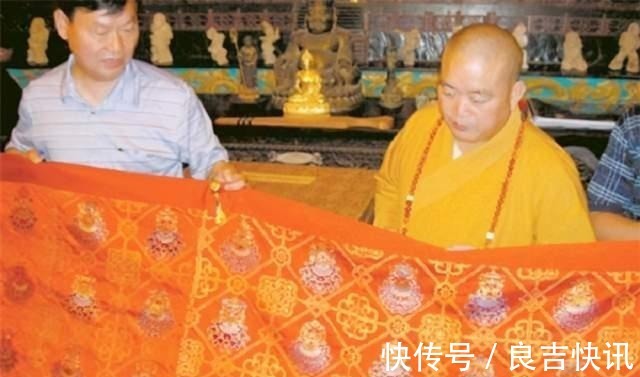 刘应成@释永信的一件袈裟有多奢华?用金丝缝制,光一个配钩就5万