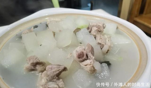 青岛|青岛这家破烂菜馆,太任性,一天只营业4小时老板娘常往外撵客人