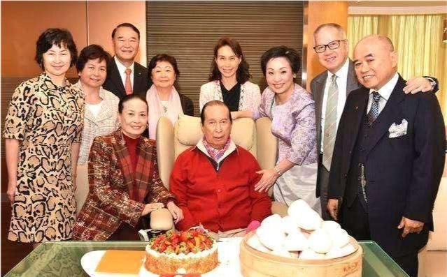 办法|建国后推行一夫一妻制，那些姨太太们怎么处理？办法让男人羡慕