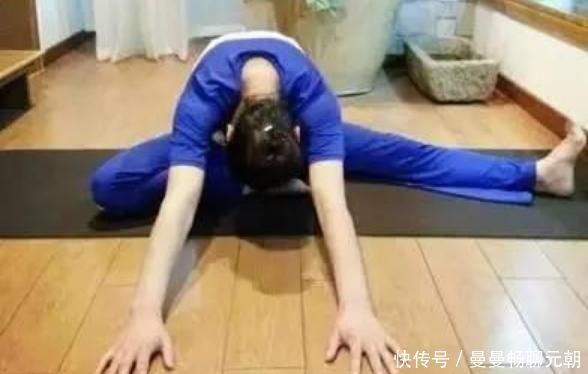 胜过|睡前趴个十分钟，胜过跑步一小时，懒人减肥法让你轻松享瘦