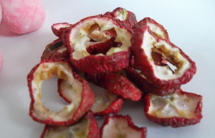 自由基|泡山楂时加一宝,常喝血管不堵了,大肚子平了,子宫也更滋润