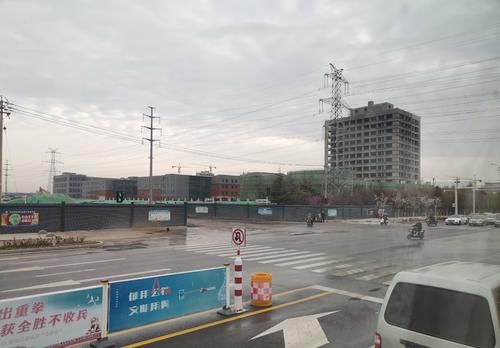 今天路过民主街潍坊理工学院（中心校区），聊一聊潍坊理工学院