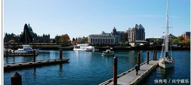 野草|维多利亚,深海渔船基地和著名的游览胜地