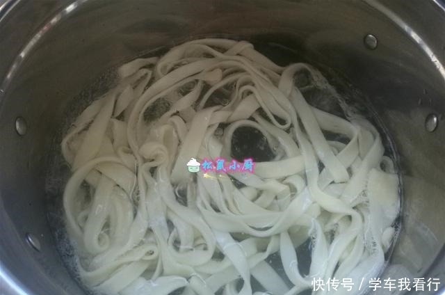 炖牛肉放一把它，软嫩不腥气，做牛肉面最地道，连汤都喝光